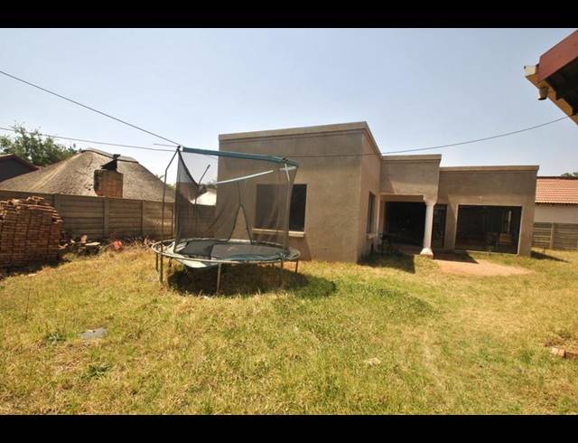 5 BEDROOM HOUSE FOR SALE IN DAWN PARK